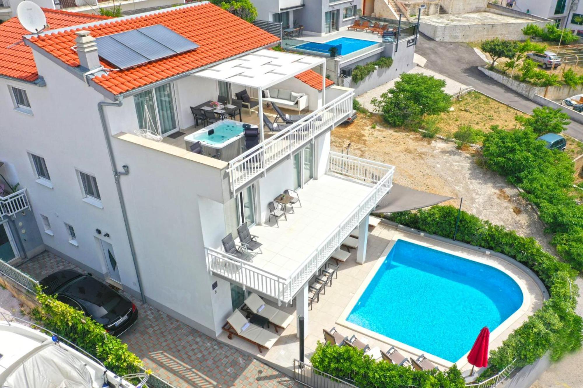 Magnificent Villa With Pool, Hot Tub, Sea View, Sauna Міміце Екстер'єр фото